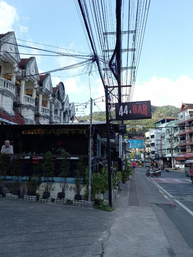 Andaman Place Guesthouse Patong Exterior photo