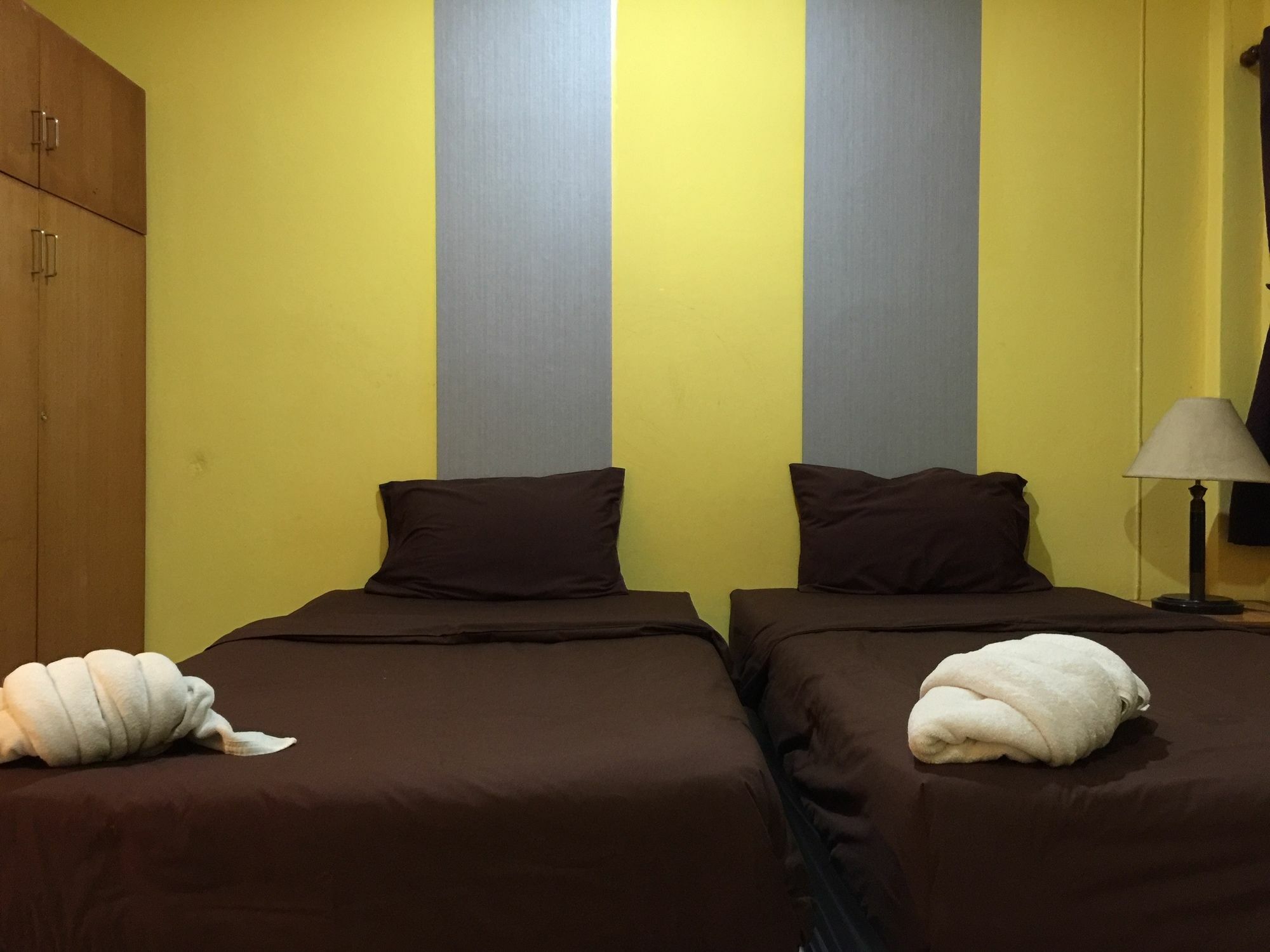 Andaman Place Guesthouse Patong Exterior photo